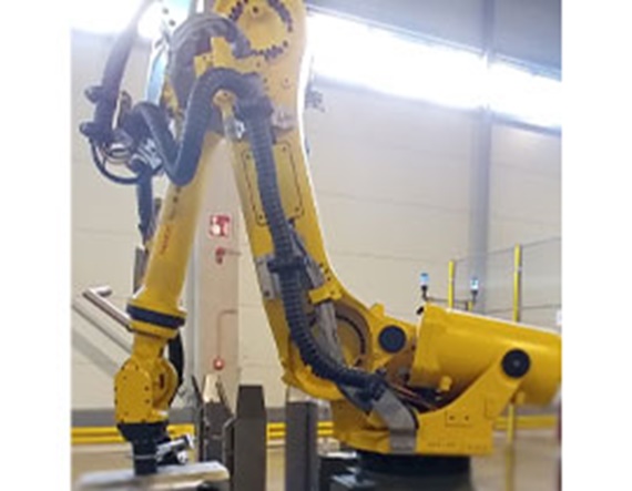 triflex cable chain in palletizing robot